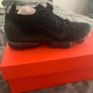 NIKE W AIR VAPORMAX 2021 FK